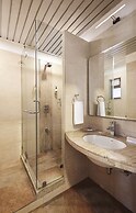 Monday Hotels Mahape