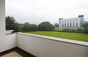 Monday Hotels Mahape