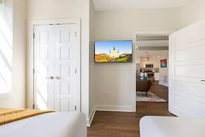 Fully Furnished 4-Bedroom Condo in NOLA Unit 515