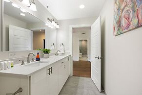 Fully Furnished 4-Bedroom Condo in NOLA Unit 515