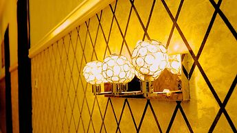 Cromwell Courtyard hotel