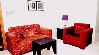 Cromwell Courtyard hotel