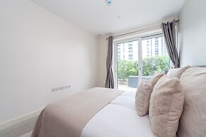 The River Thames Collection