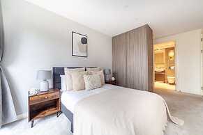 The River Thames Collection