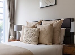The River Thames Collection