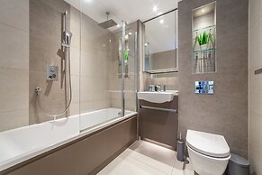 The River Thames Collection