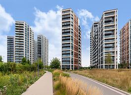 The River Thames Collection