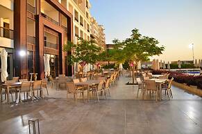 PORTO & ALMIRA BEACH