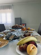 Pompeii 22 Apartment