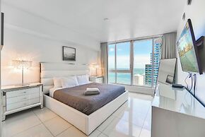 Luxury Condos with Panoramic Views