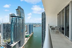 Luxury Condos with Panoramic Views
