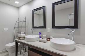 Luxury Condos with Panoramic Views