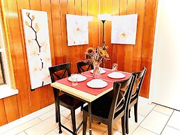 ART House Burnaby Two Bedrooms Suite