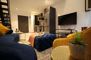 Embassy Gardens - One Bed