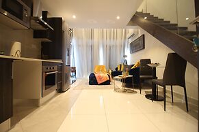 Embassy Gardens - One Bed