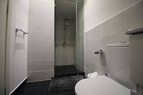 Embassy Gardens - One Bed