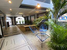 Roomies hostel Cibeles