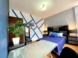 Roomies hostel Cibeles