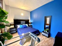 Roomies hostel Cibeles