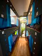 Roomies hostel Cibeles