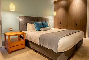 Lake Pukaki - Lake House