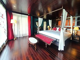 Indochine Premium Halong Bay