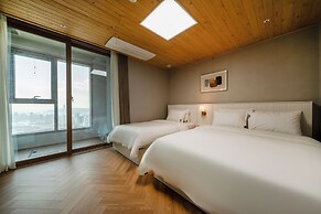 Brown Suites Busan
