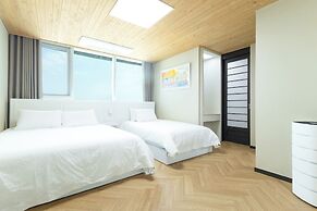 Brown Suites Busan