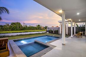 Villa Grateful by Alfred in Bali