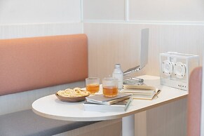 Workers Hotel Ansan by Aank