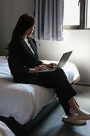 Workers Hotel Ansan by Aank