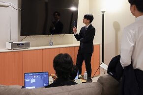 Workers Hotel Ansan by Aank