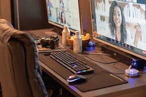 Workers Hotel Ansan by Aank