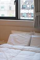 Workers Hotel Ansan by Aank