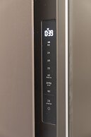 Workers Hotel Ansan by Aank