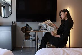 Workers Hotel Ansan by Aank