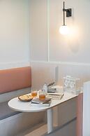 Workers Hotel Ansan by Aank