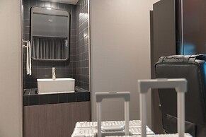 Workers Hotel Ansan by Aank