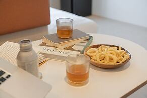 Workers Hotel Ansan by Aank