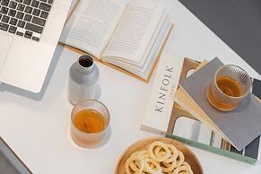 Workers Hotel Ansan by Aank