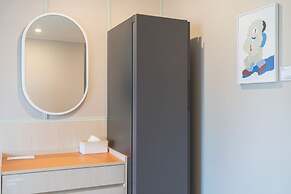 Workers Hotel Ansan by Aank