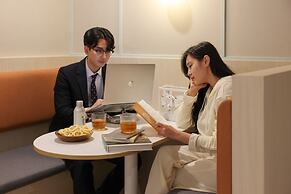 Workers Hotel Ansan by Aank