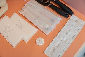 Workers Hotel Ansan by Aank