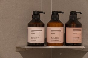 Workers Hotel Ansan by Aank