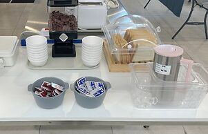 Workers Hotel Ansan by Aank