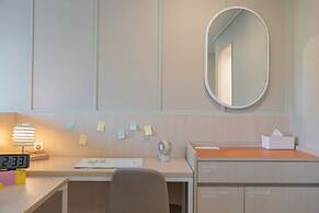 Workers Hotel Ansan by Aank