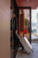 Workers Hotel Ansan by Aank