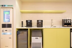 Workers Hotel Ansan by Aank