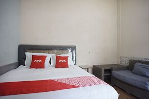 OYO 93003 B32 Homestay