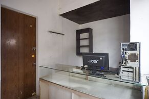 OYO 93003 B32 Homestay